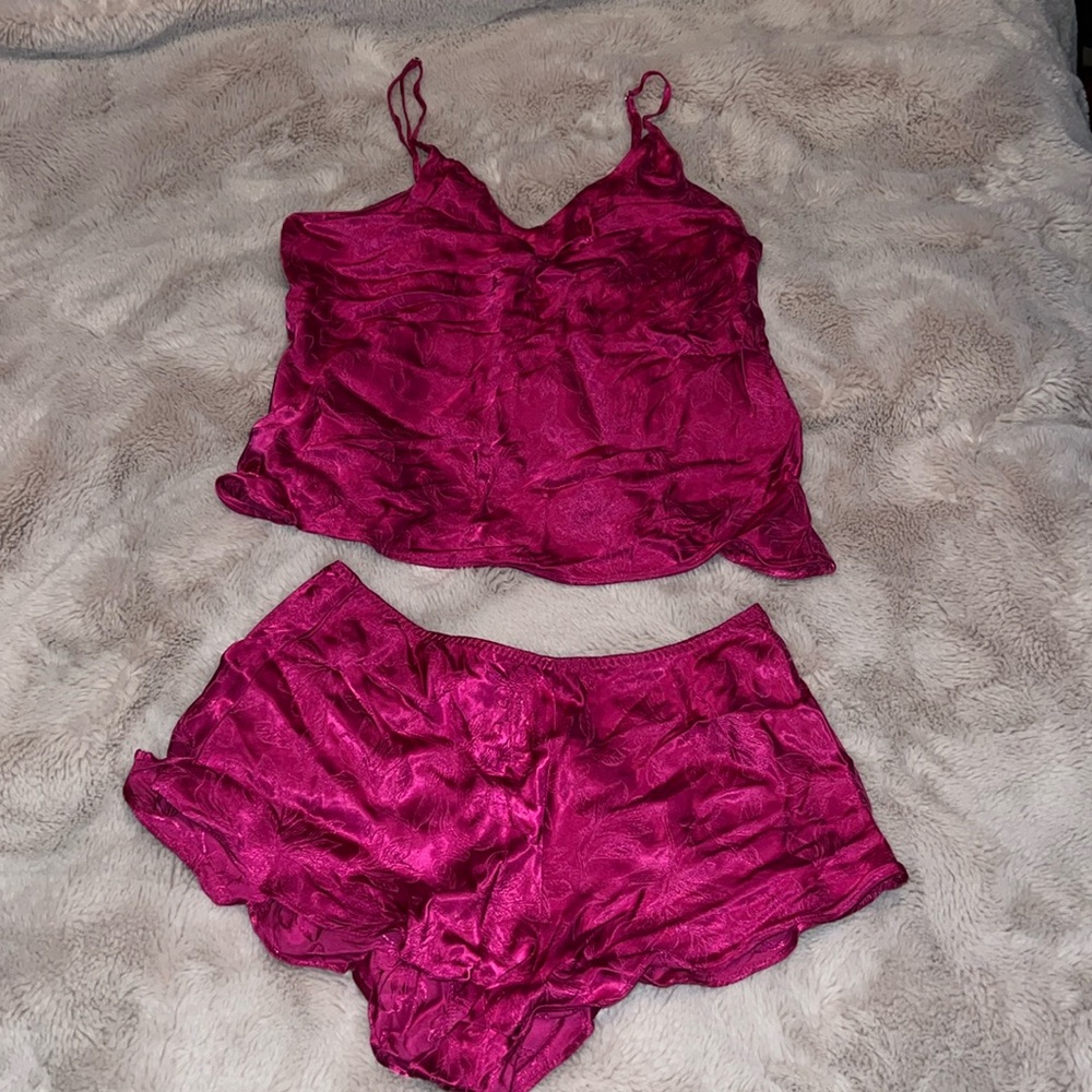 NWT Victoria’s Secret intimate set